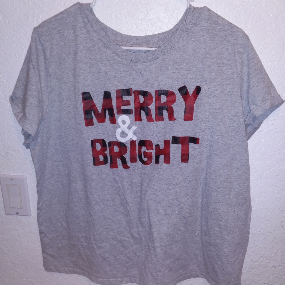 Women's 2XL Christmas shirt